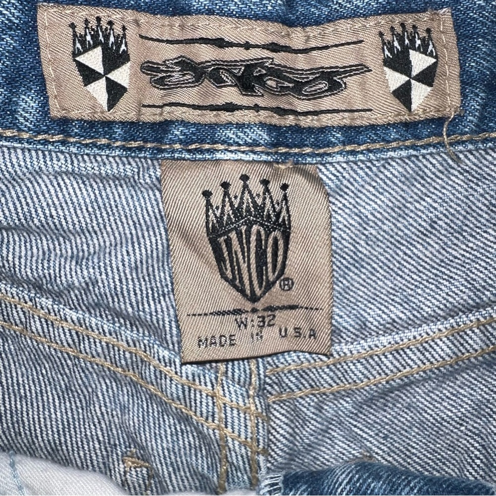 Vintage JNCO Embroidered Men Size W32 Baggy 90s Blue Jean Shorts